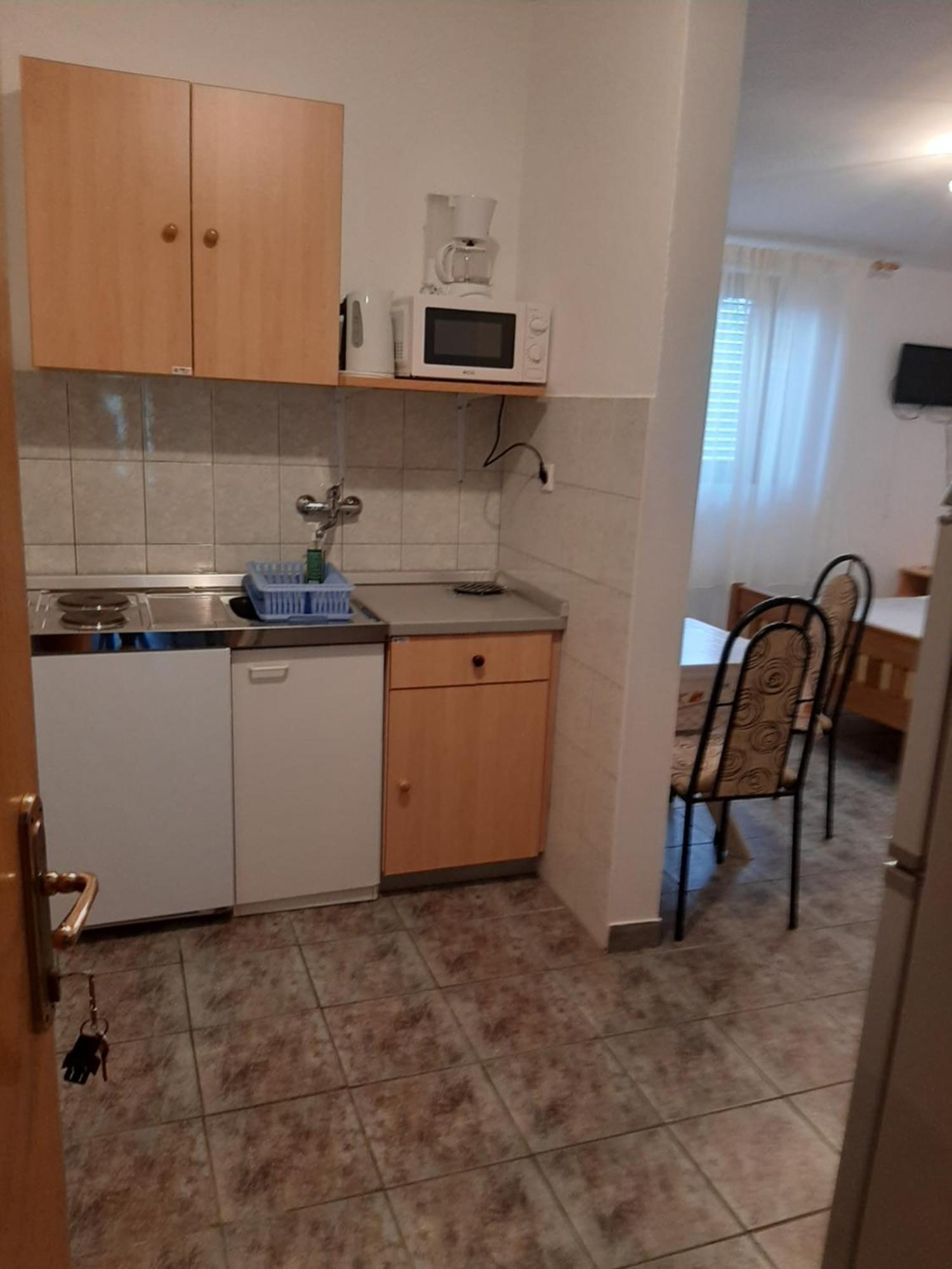 Apartments Marta Starigrad Paklenica Quarto foto